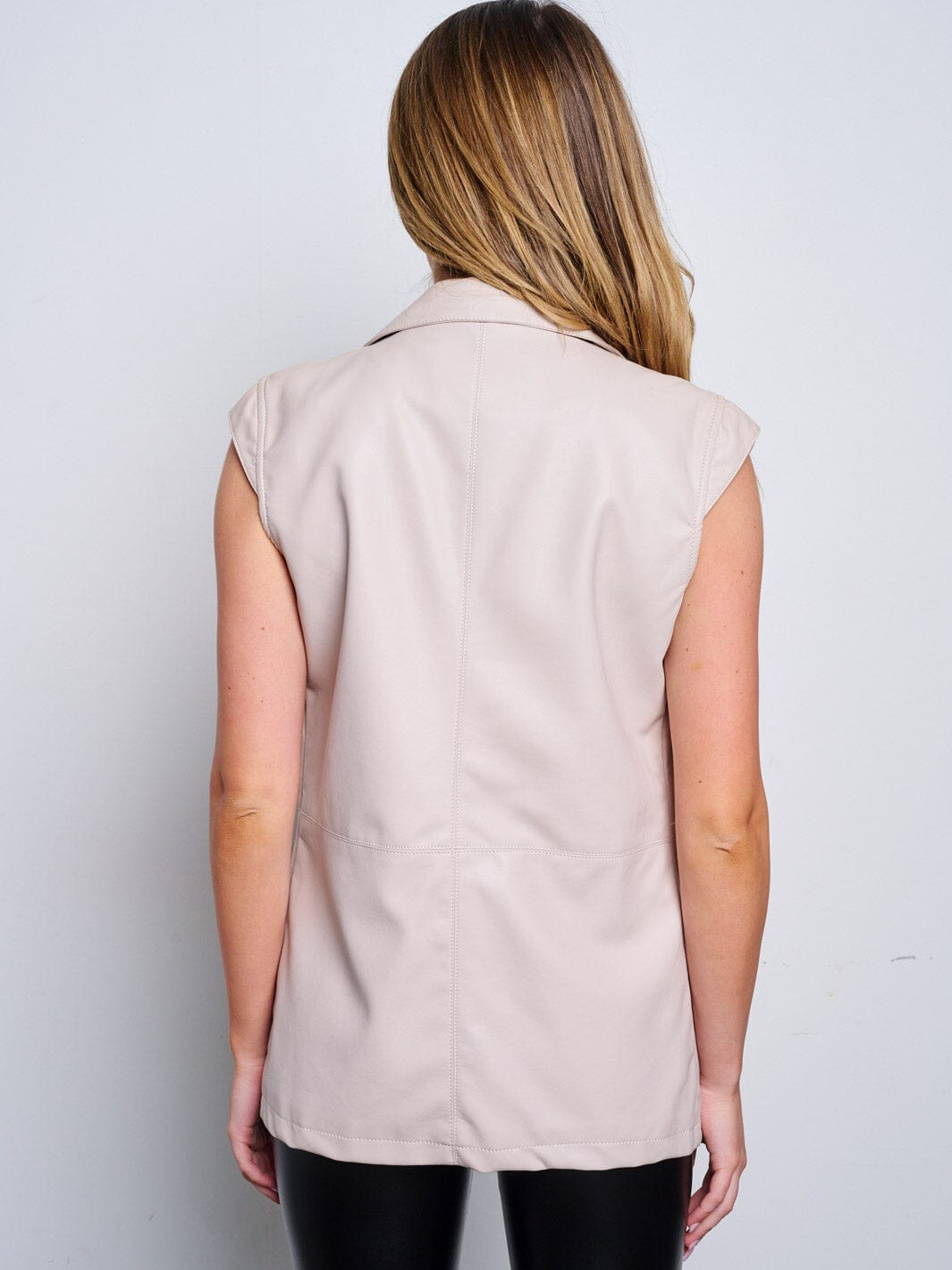 WOMEN'S SLEEVELESS BUTTON CLOSURE POCKETS PU PLEATHER VEST