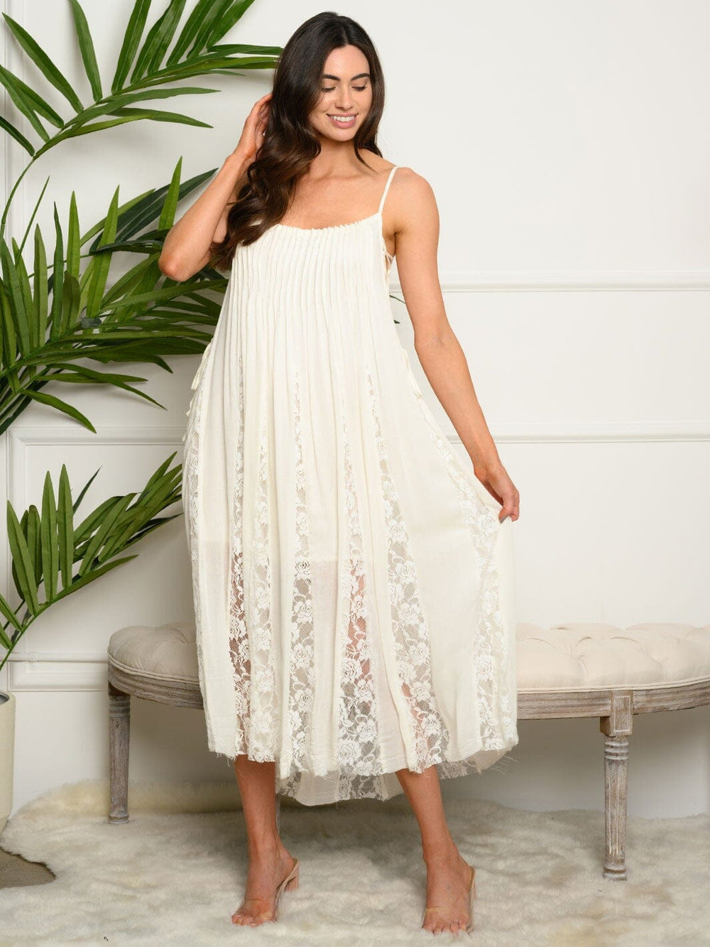 WOMEN'S SLEVELESS LACE MAXI DRESS