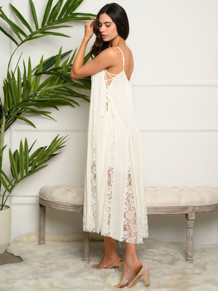 WOMEN'S SLEVELESS LACE MAXI DRESS