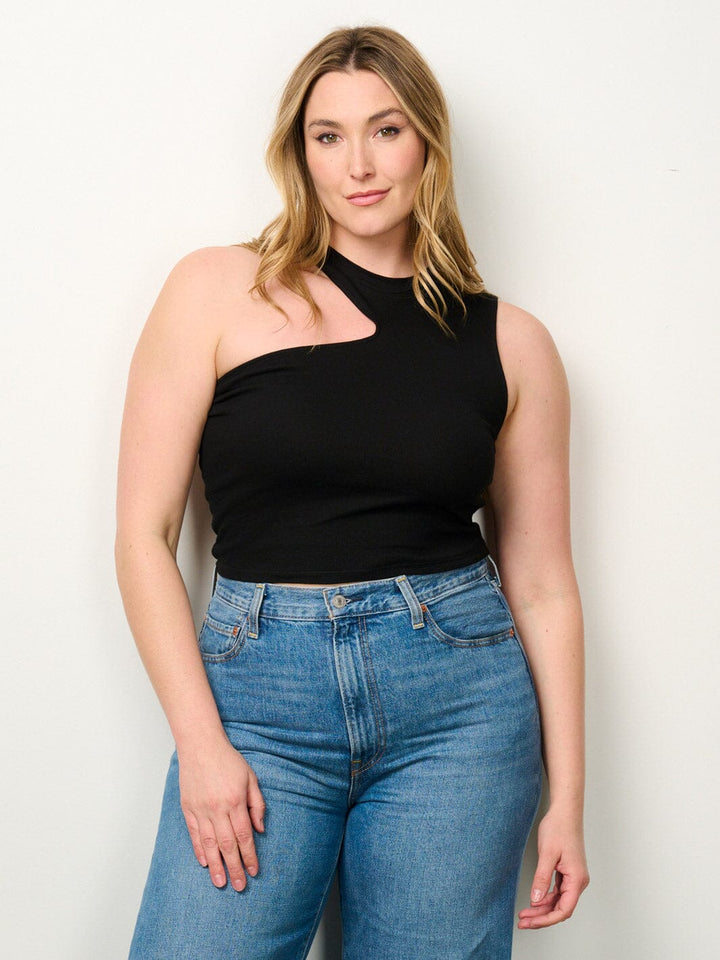 PLUS SIZE ONE SHOULDER CROP TOP
