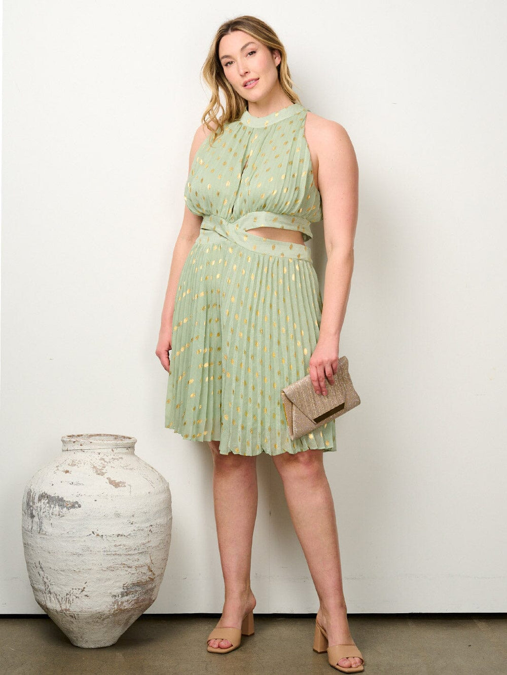 PLUS SIZE SLEEVELESS CUT OUT PLEATED SHIMMER ROMPER