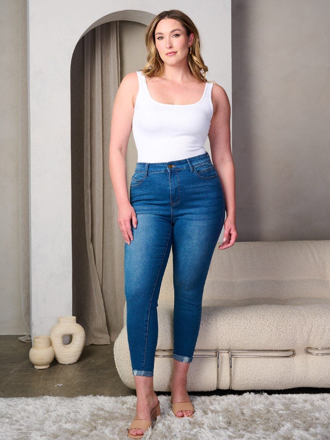 PLUS SIZE BUTTON CLOSURE WASHED DENIM SKINNY JEANS