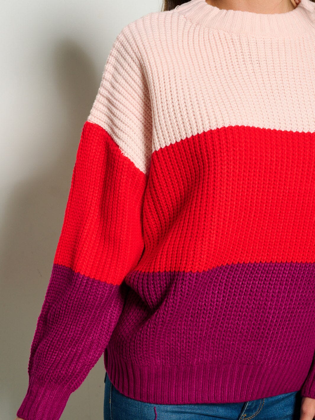 WOMEN'S LONG SLEEVE COLORBLOCK PULLOVER SWEATER