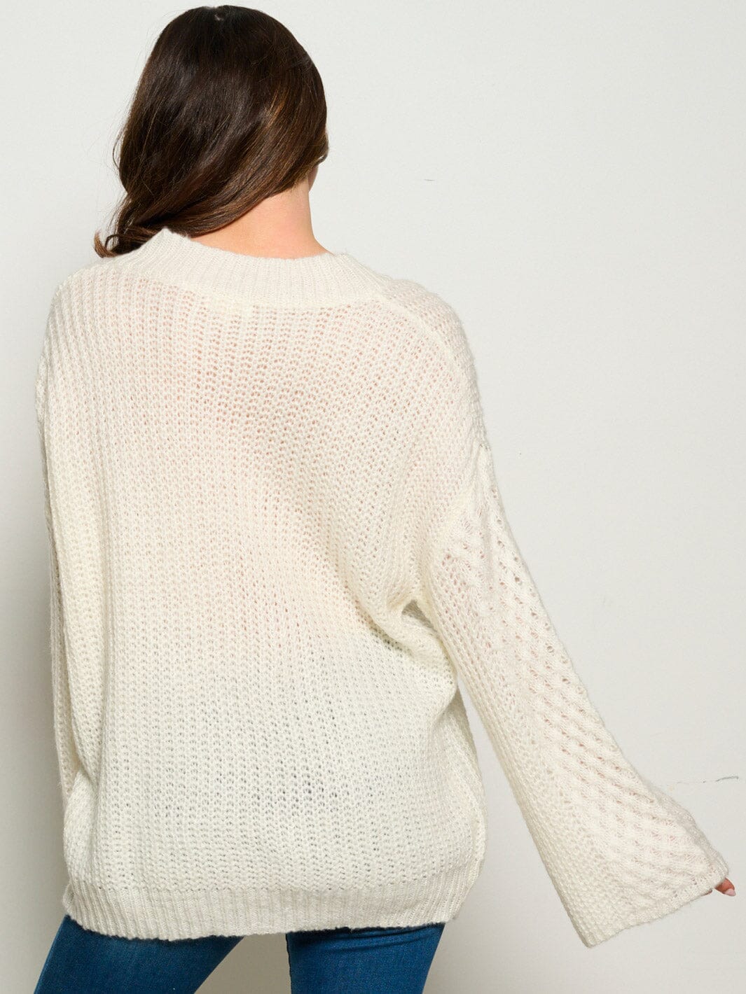 WOMEN'S LONG BELL SLEEVES V-NECK KNIT PULLOVER SWEATER