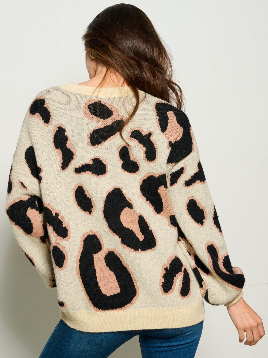 WOMEN'S LONG SLEEVE ANIMAL PRINT PULLOVER SWEATER