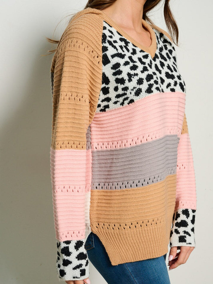 WOMEN'S LONG SLEEVE V-NECK HOODED COLORBLOCK ANIMAL PRINT SWEATER