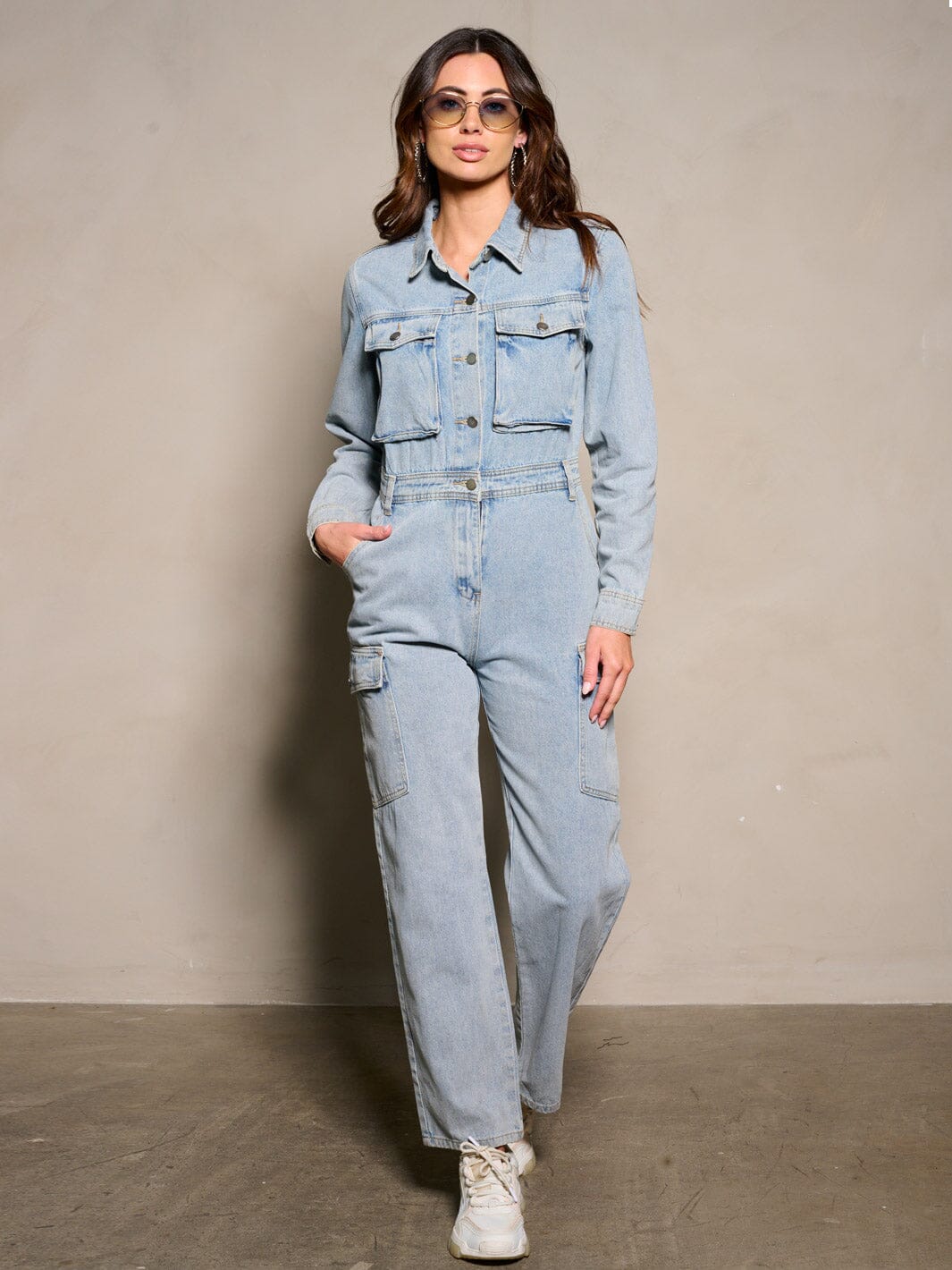 WOMEN'S LONG SLEEVE BUTTON UP DENIM JUMPSUIT