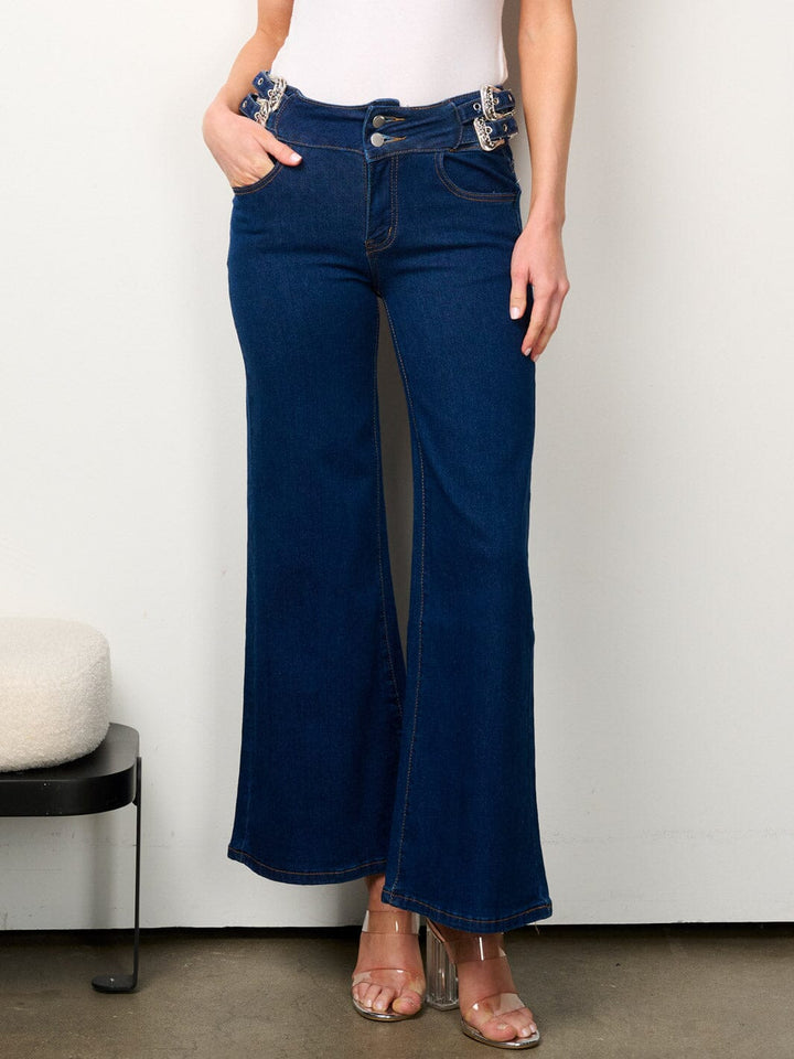 WOMEN'S BUTTON CLOSURE SIDE BELT DETAILED DENIM PANTS