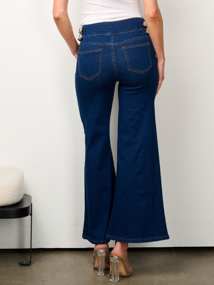 WOMEN'S BUTTON CLOSURE SIDE BELT DETAILED DENIM PANTS