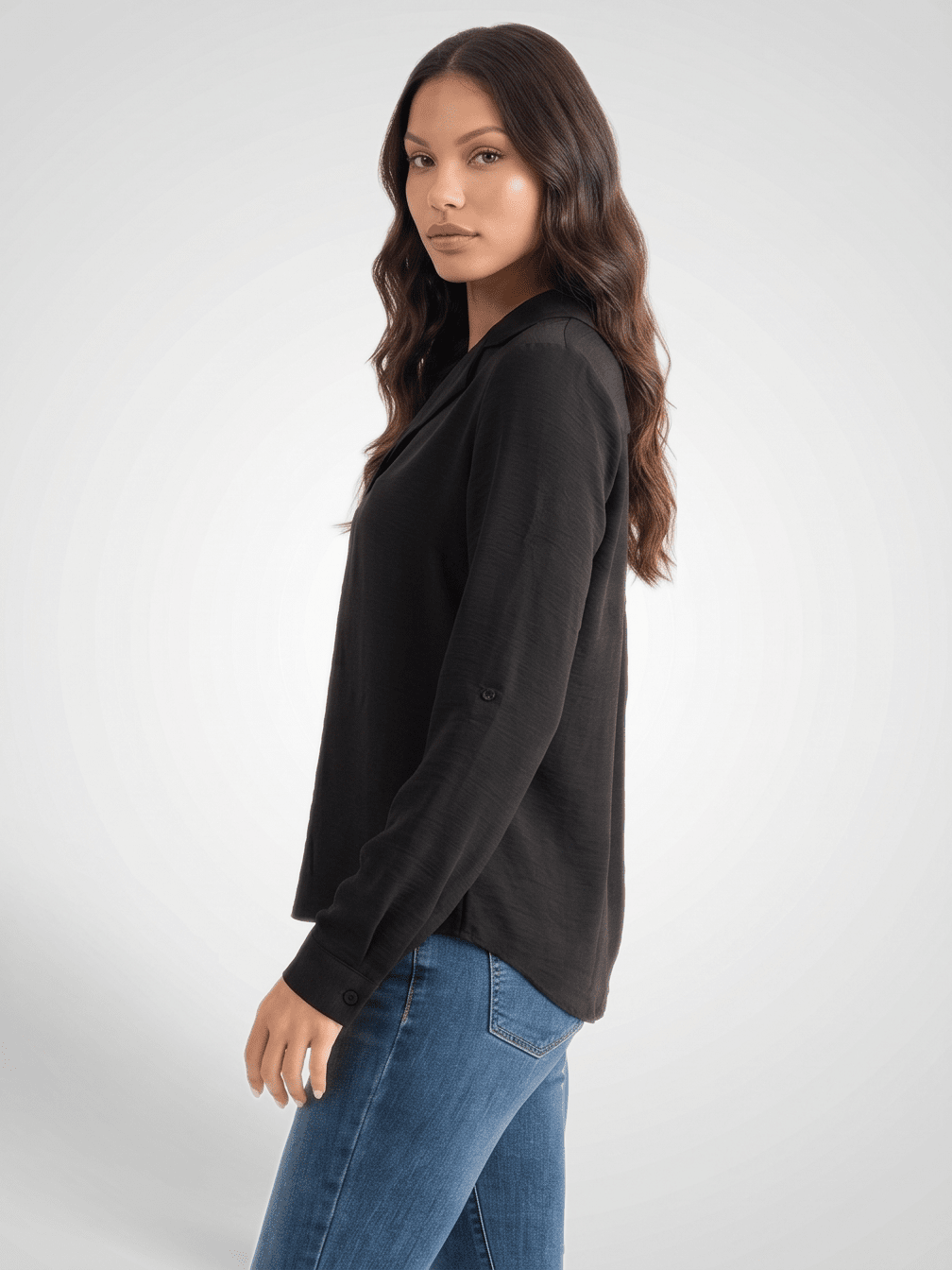 WOMEN'S LONG SLEEVE V-NECK BLOUSE