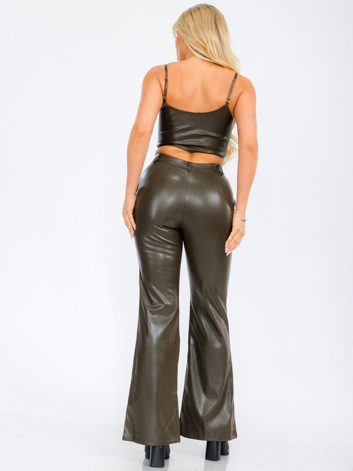 WOMEN'S SLEEVELESS BUTTON CLOSURE PU PLEATHER CROP TOP