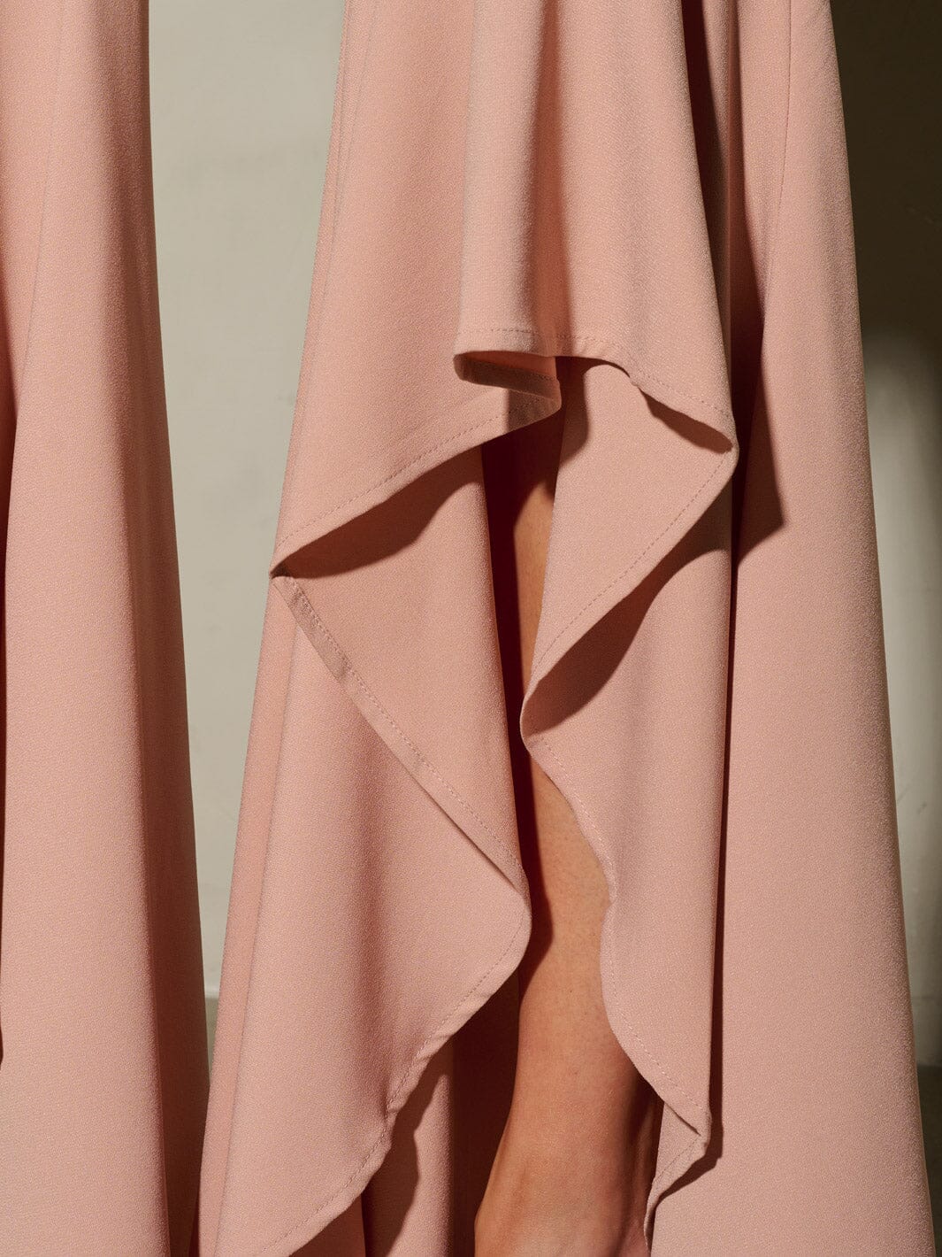 WOMEN'S ZIP UP RUFFLE LEGS PANTS