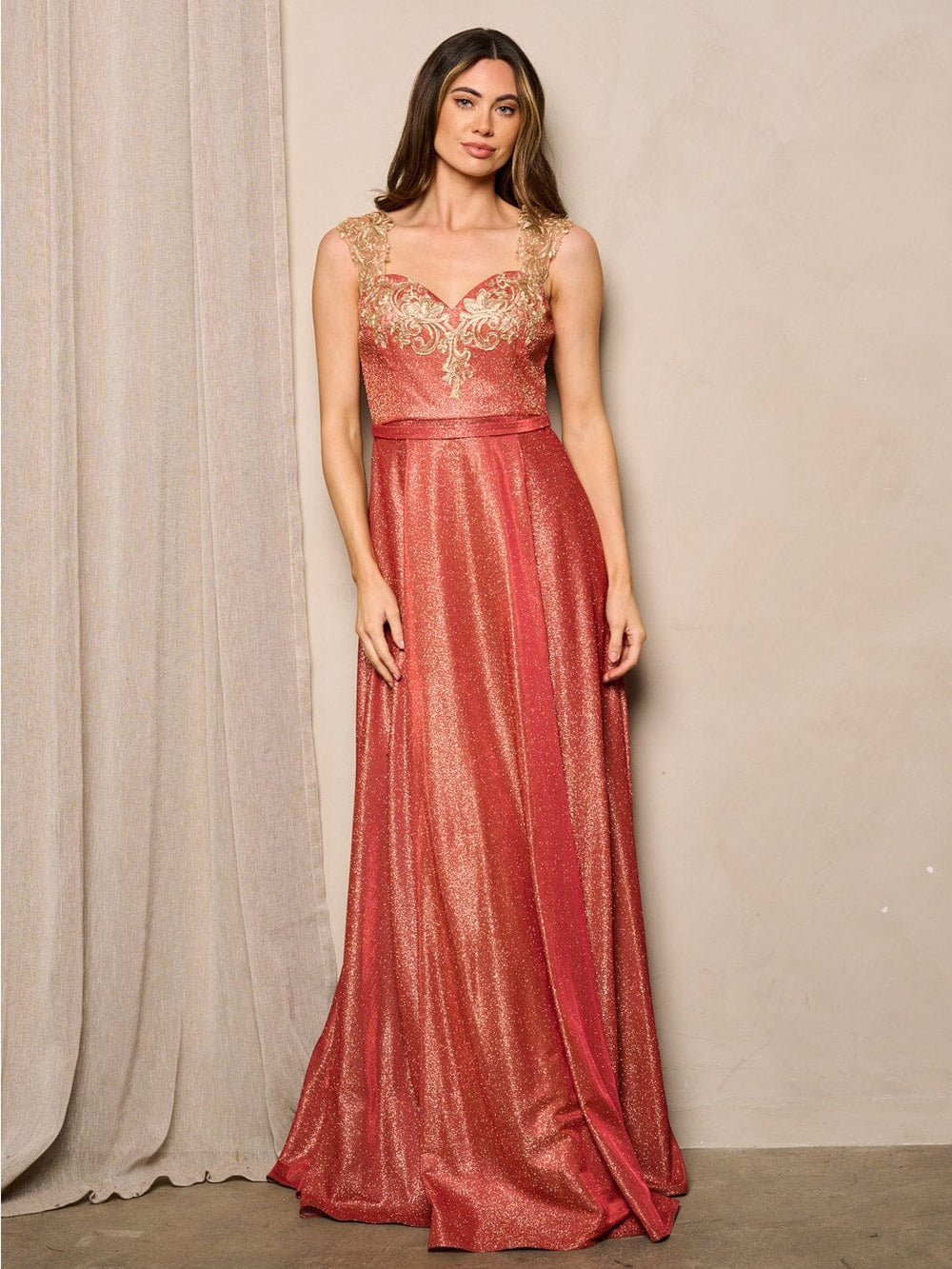WOMEN'S SLEEVELESS SHIMMER EMBROIDERY MAXI DRESS
