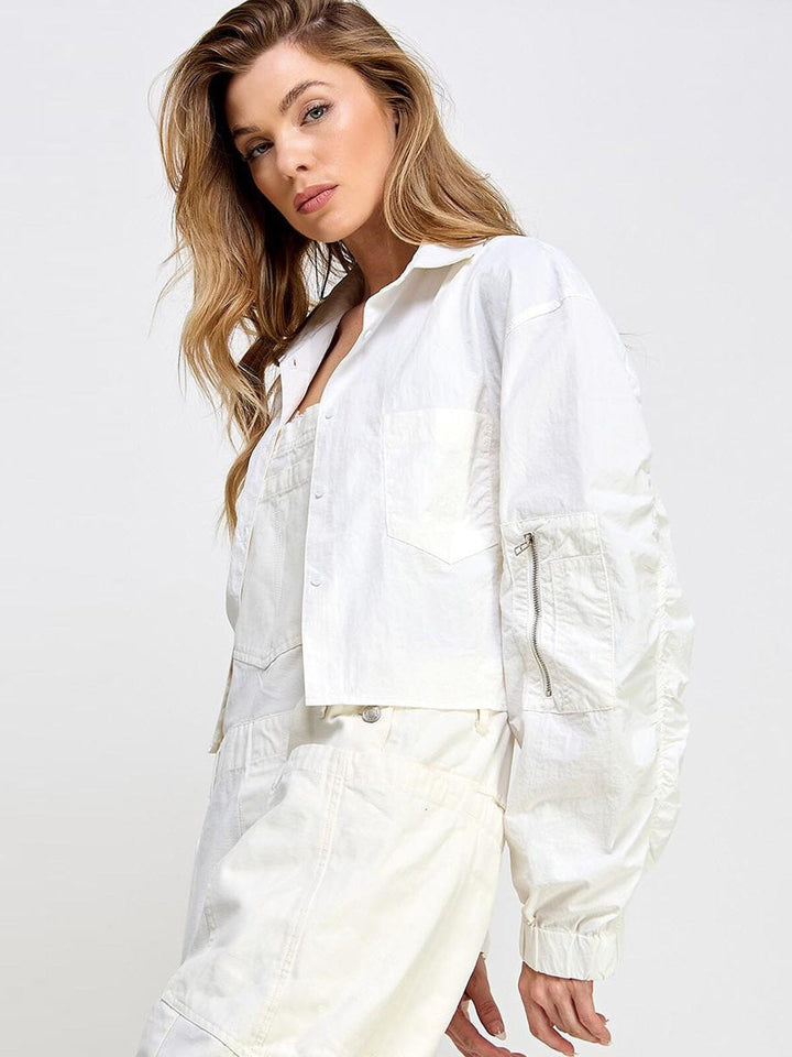 WOMEN'S LONG SLEEVE BUTTON CLOSURE POCKETS JACKET