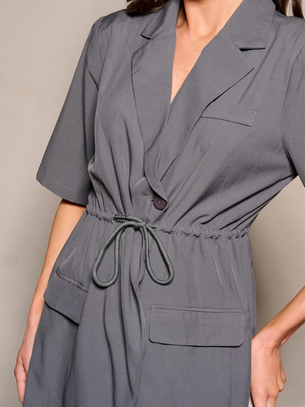 WOMEN'S SHORT SLEEVE POCKETS SELF TIE WRAP MINI DRESS