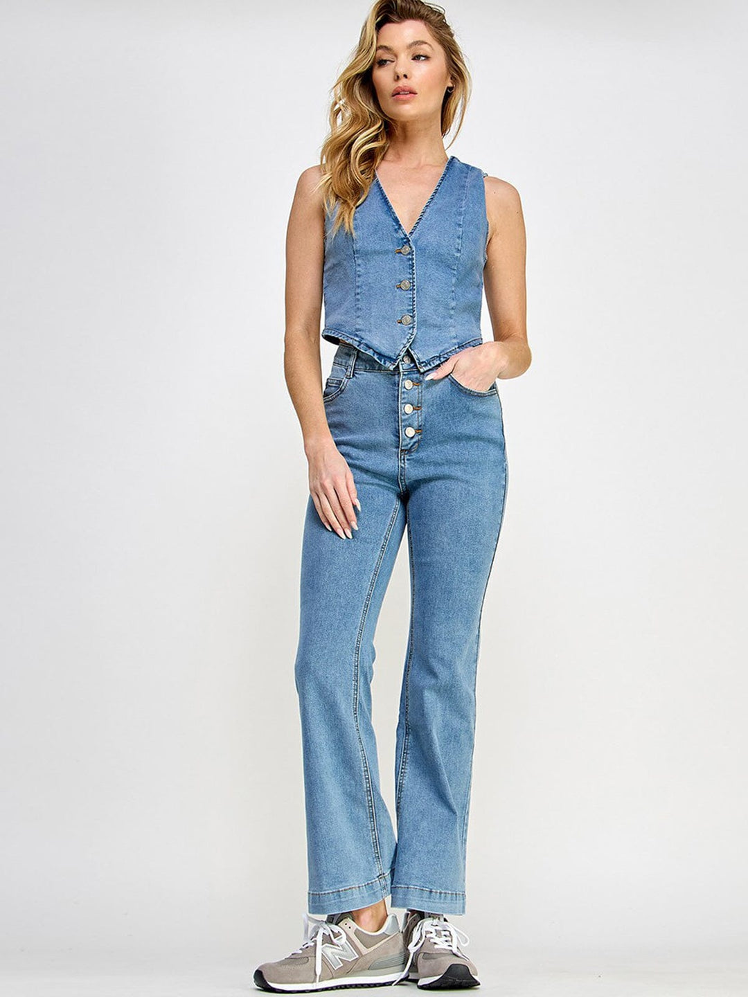 WOMEN'S BUTTON CLOSURE POCKETS WIDE LEG DENIM PANTS