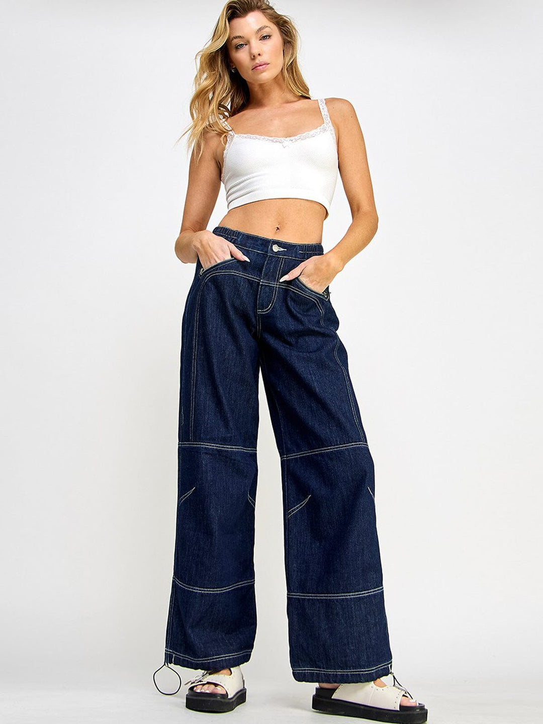 WOMEN'S BUTTON CLOSURE POCKETS WIDE LEG DENIM PANTS