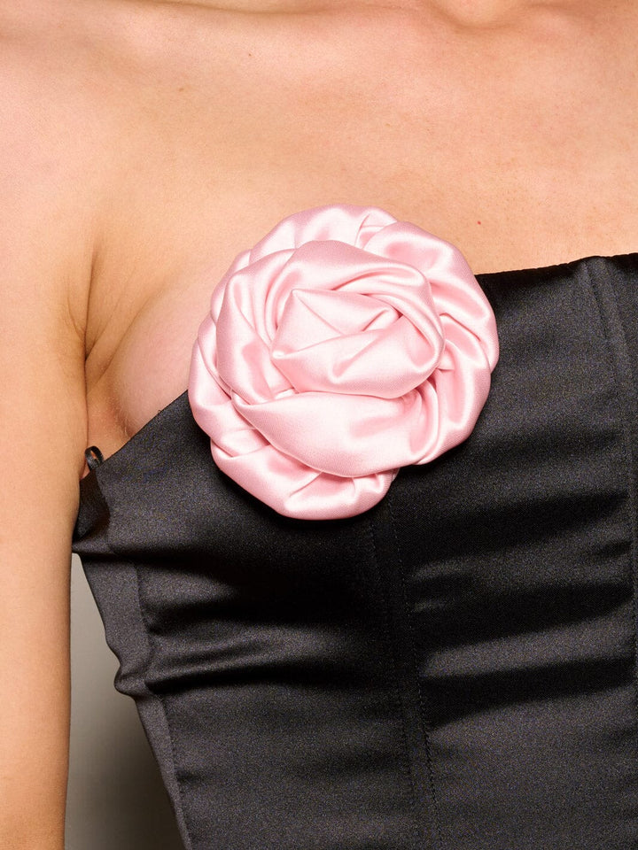 WOMEN'S SLEEVELES FLOWER DETAILED CROP TUBE TOP