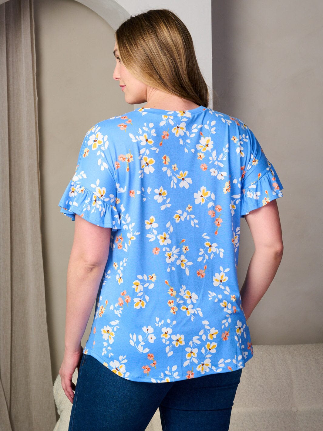 PLUS SIZE SHORT RUFFLE SLEEVE V-NECK TUNIC FLORAL TOP