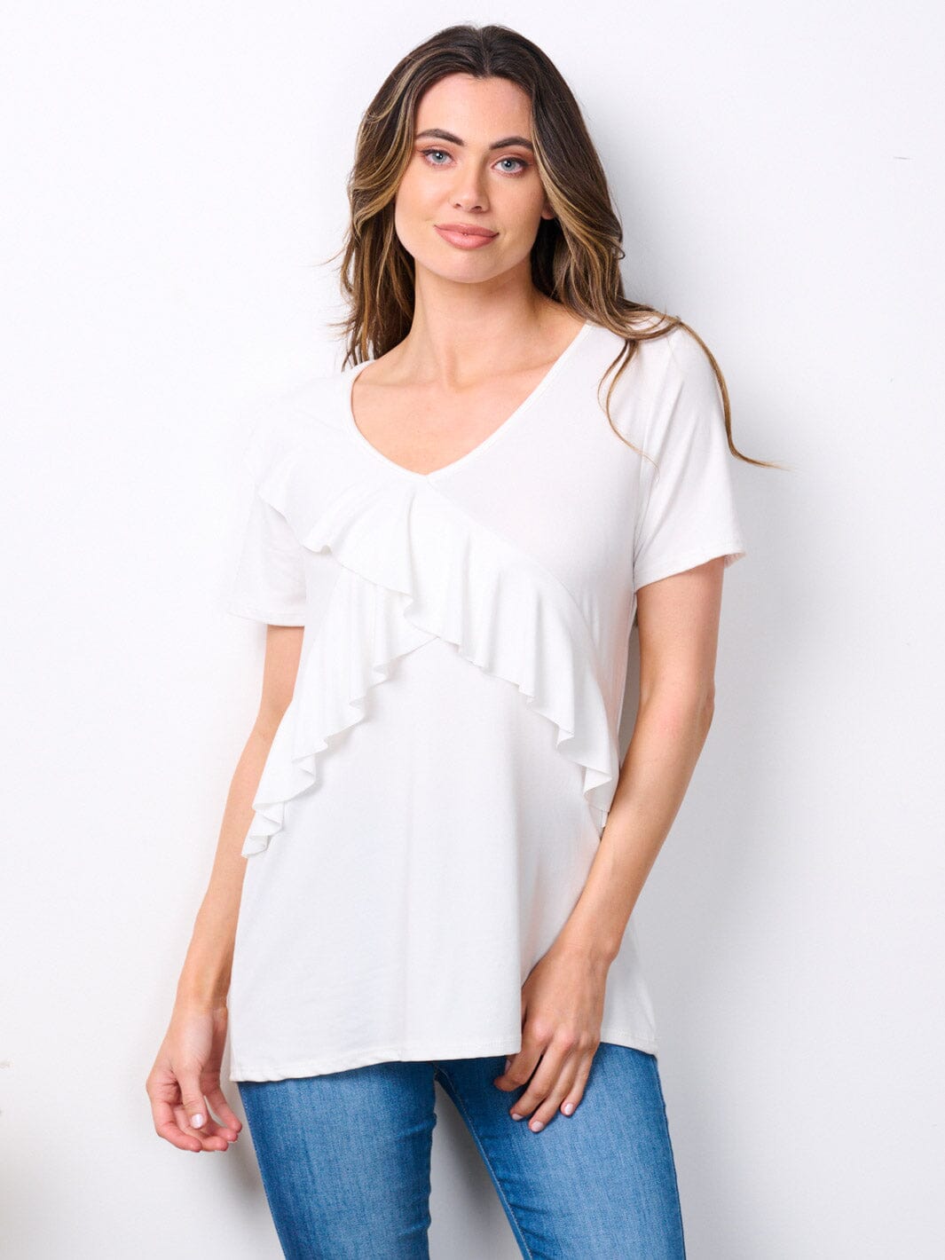 WOMEN'S SHORT SLEEVE V-NECK RUFFLE DETAILED TOP