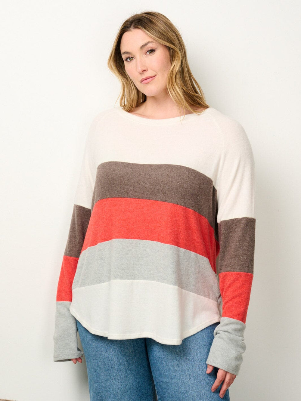 PLUS SIZE LONG SLEEVE COLORBLOCK TOP
