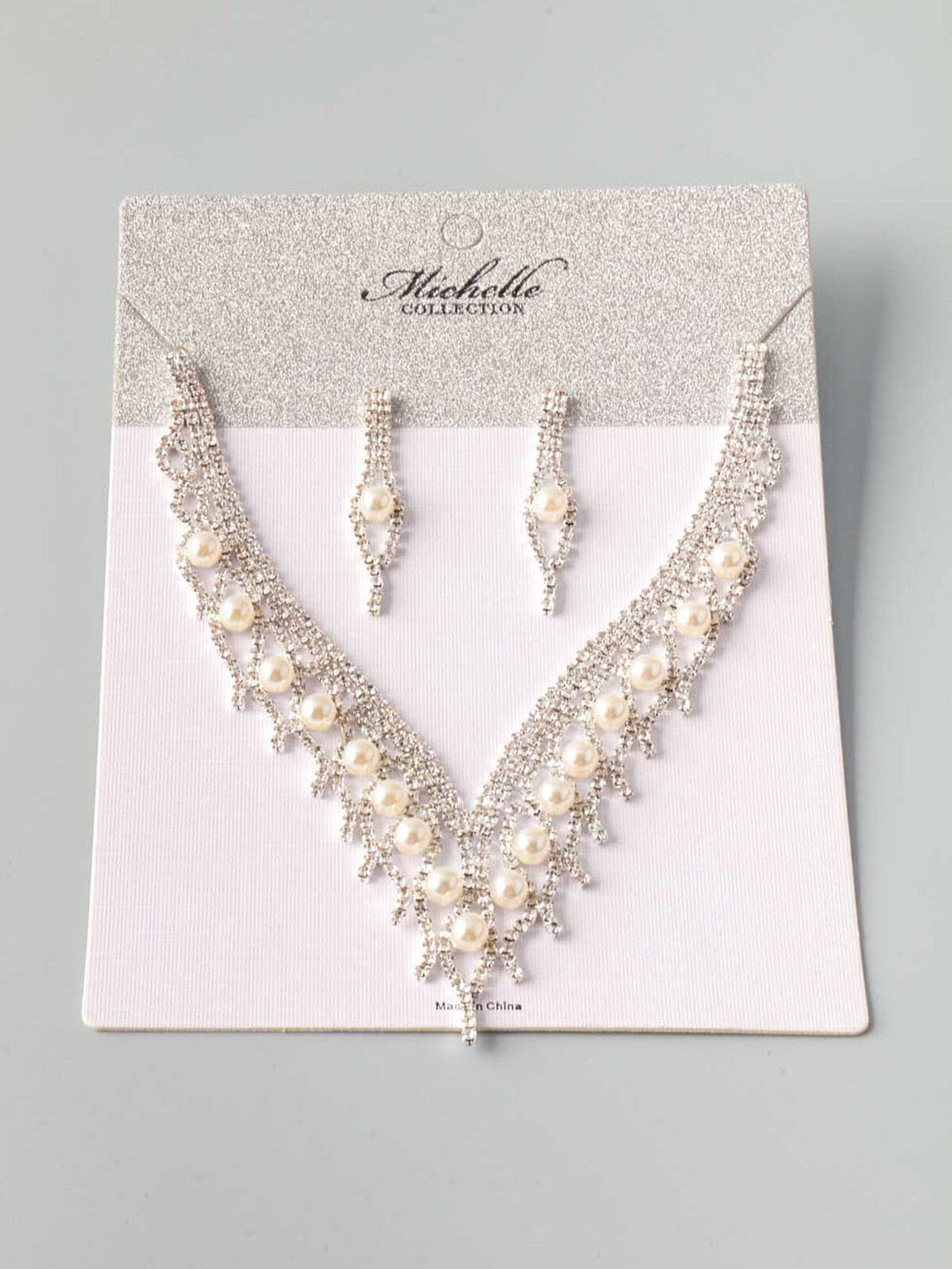 WOMEN'S SILVER PEARL STONE FANCY EARRINGS & NECKLACE SET