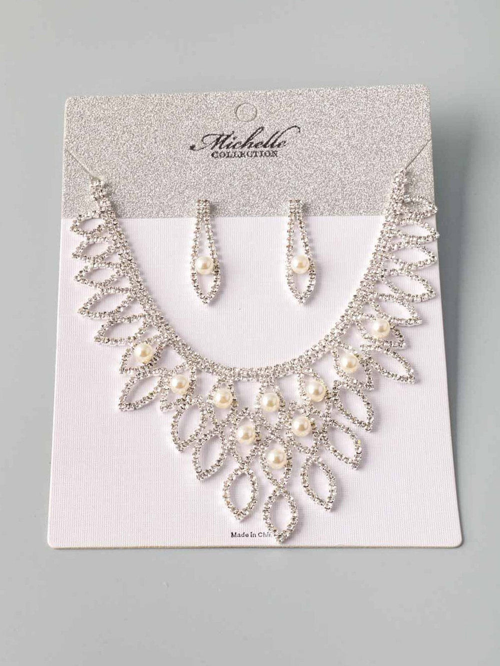 WOMEN'S SILVER PEARL STONE FANCY EARRINGS & NECKLACE SET