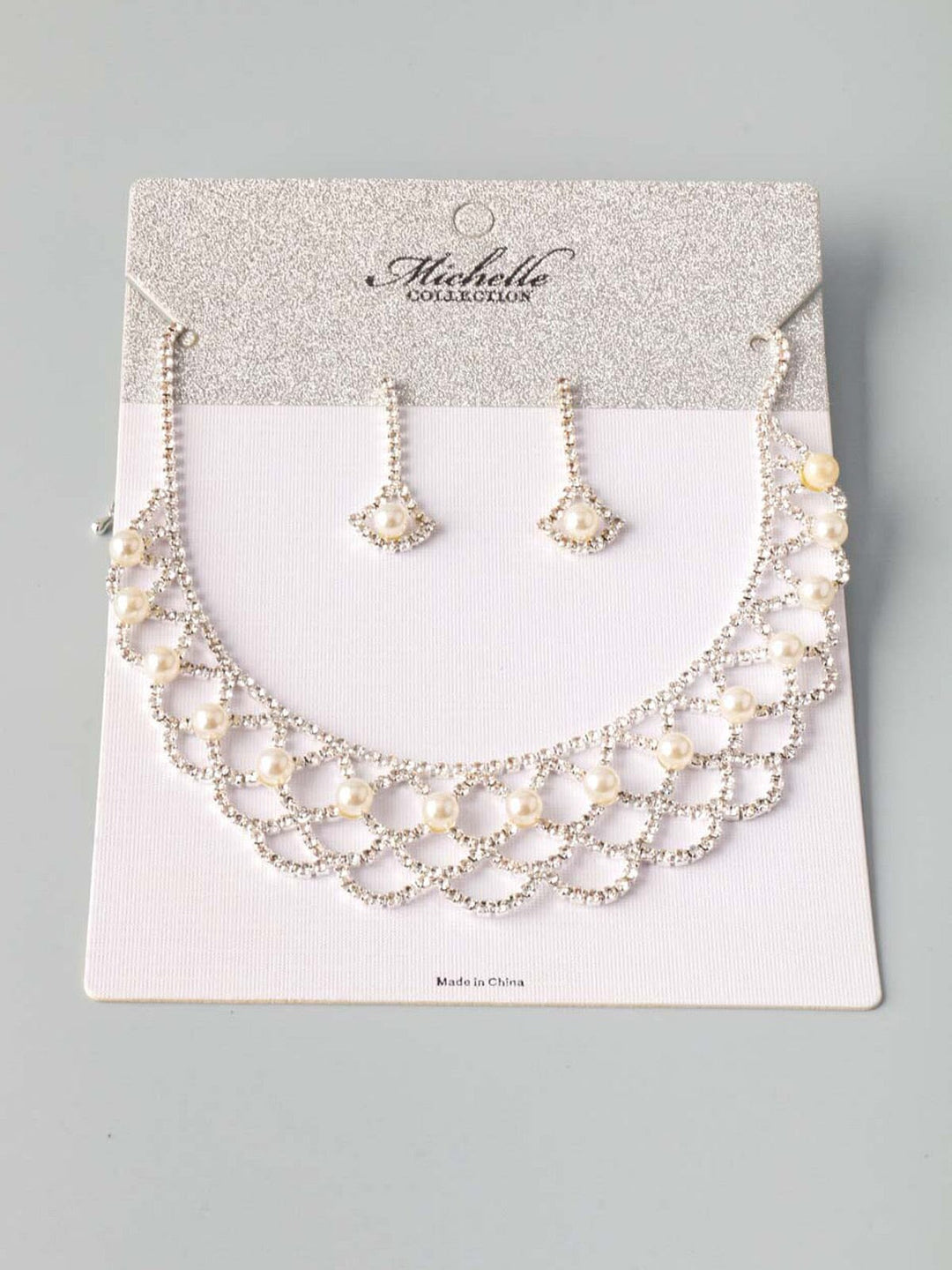 WOMEN'S SILVER PEARL STONE FANCY EARRINGS & NECKLACE SET