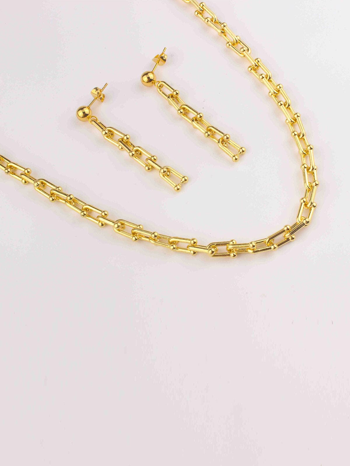 WOMEN'S GOLD STAINLESS STEEL EARRINGS & NECKLACE SET