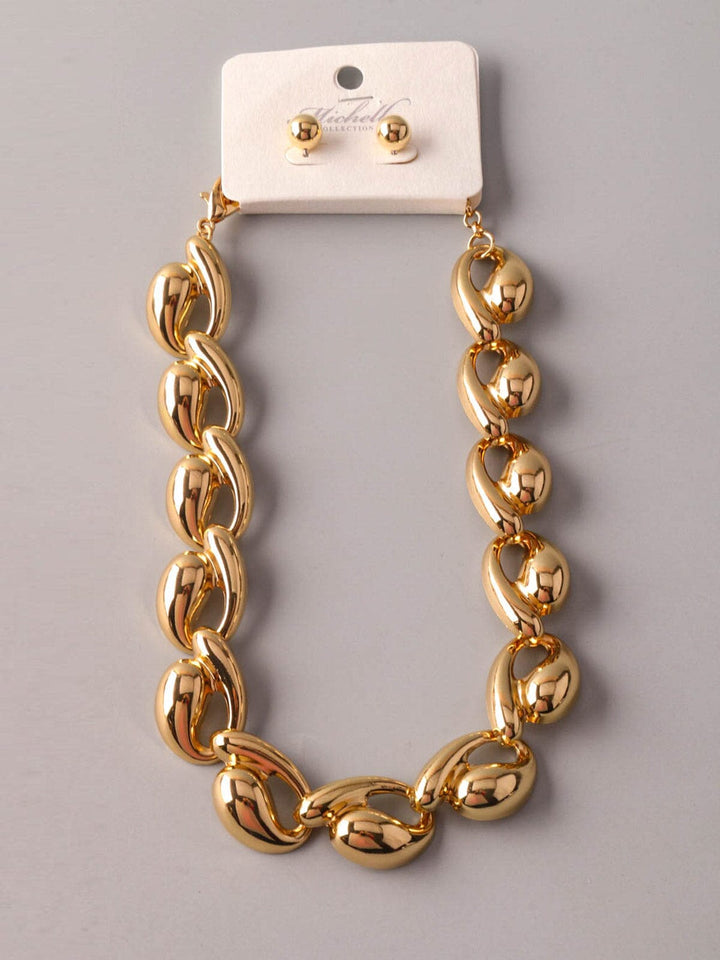 FASHION PEARL EARRINGS & CHAIN NECKLACE SET