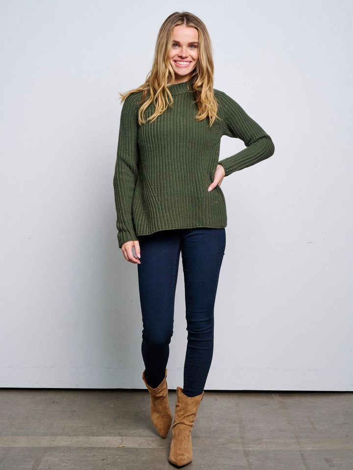 WOMEN'S LONG SLEEVE KNITTED PULLOVER SWEATER