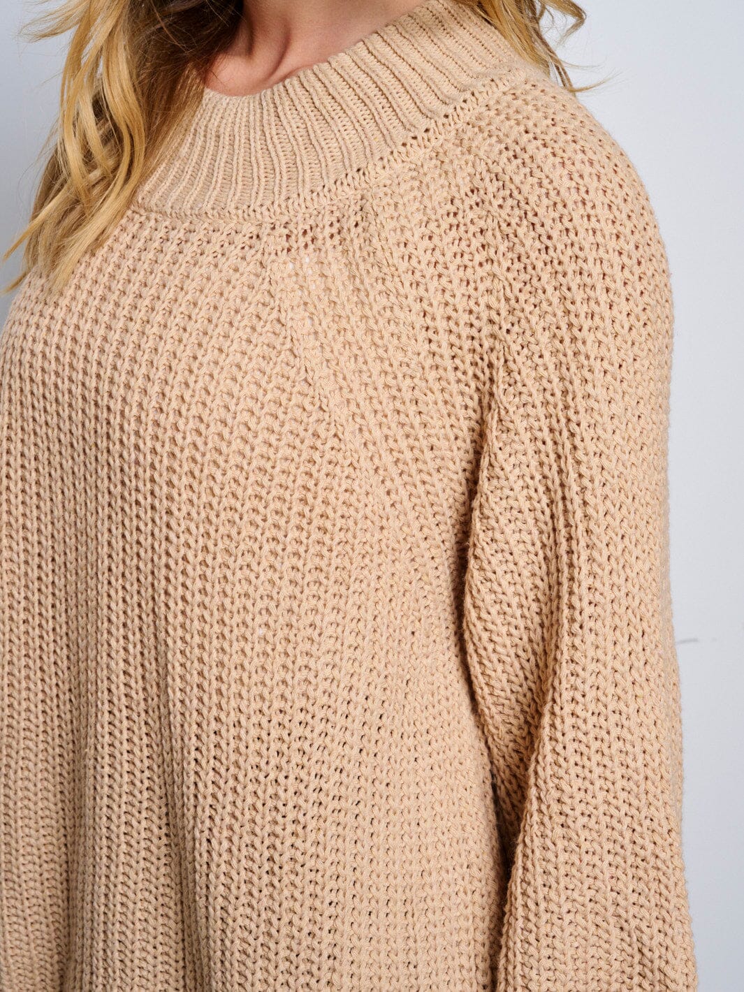 WOMEN'S LONG SLEEVE KNITTED PULLOVER SWEATER