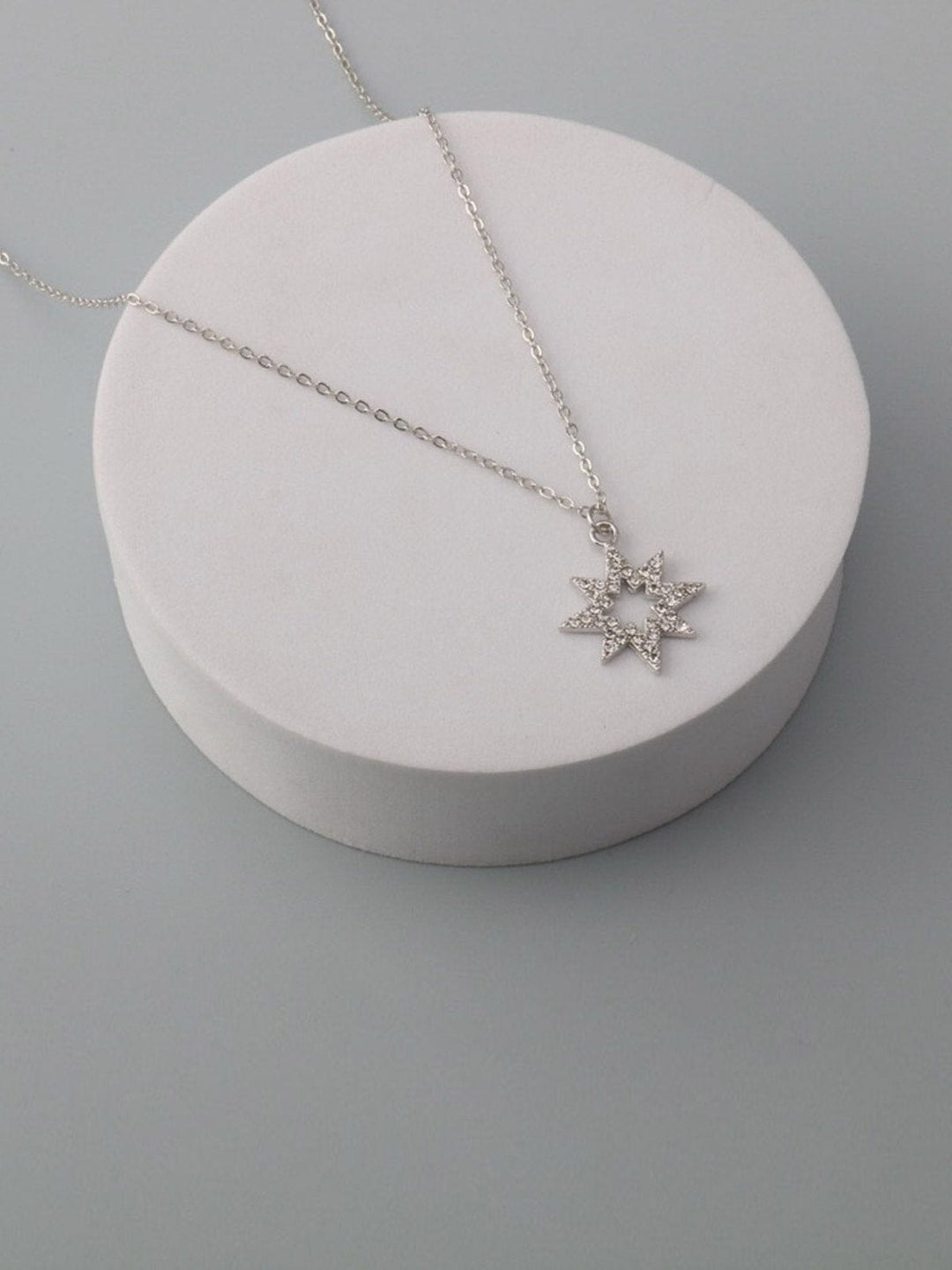 WOMEN'S GOLD & SILVER STONE STAR NECKLACE