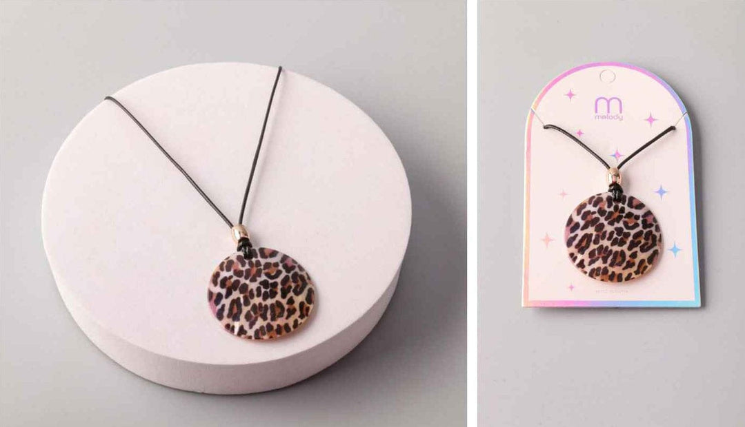 FASHION ANIMAL PRINT PENDANT NECKLACE