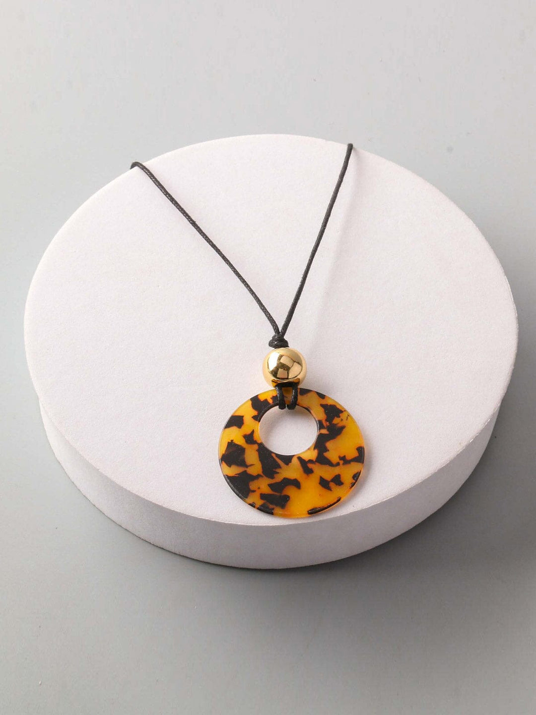 FASHION ANIMAL PRINT PENDANT NECKLACE
