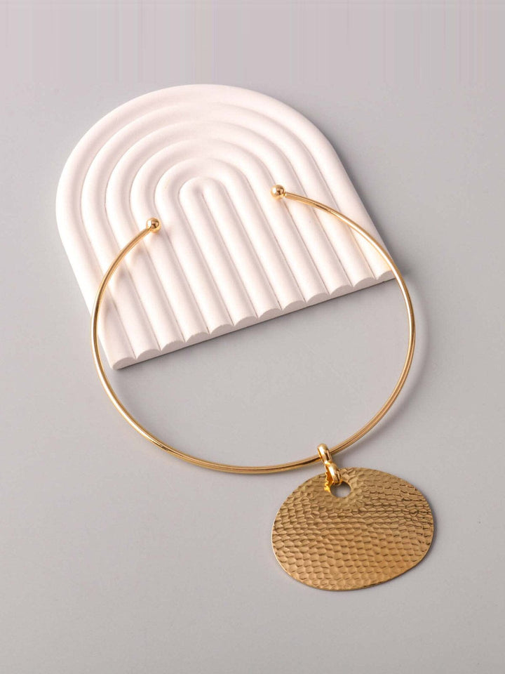 WOMEN'S DETAILED PENDANT COLLAR NECKLACE