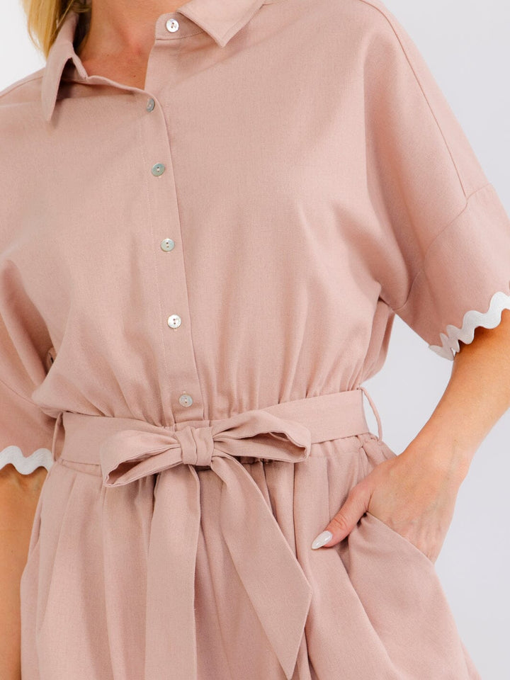 WOMEN'S SHORT SLEEVE BUTTON UP SELF TIE FRON POCKETS TRIM DETAILED LINEN ROMPER