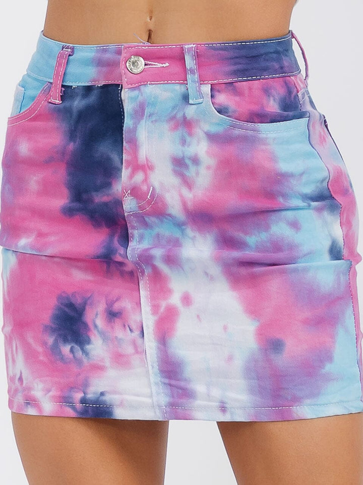 WOMEN'S BUTTON CLOSURE POCKETS TIE DYE DENIM MINI SKIRT