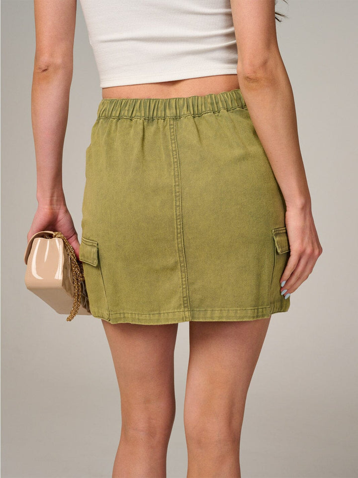 WOMEN'S BUTTON CLOSURE POCKETS WASHED DENIM MINI SKIRT