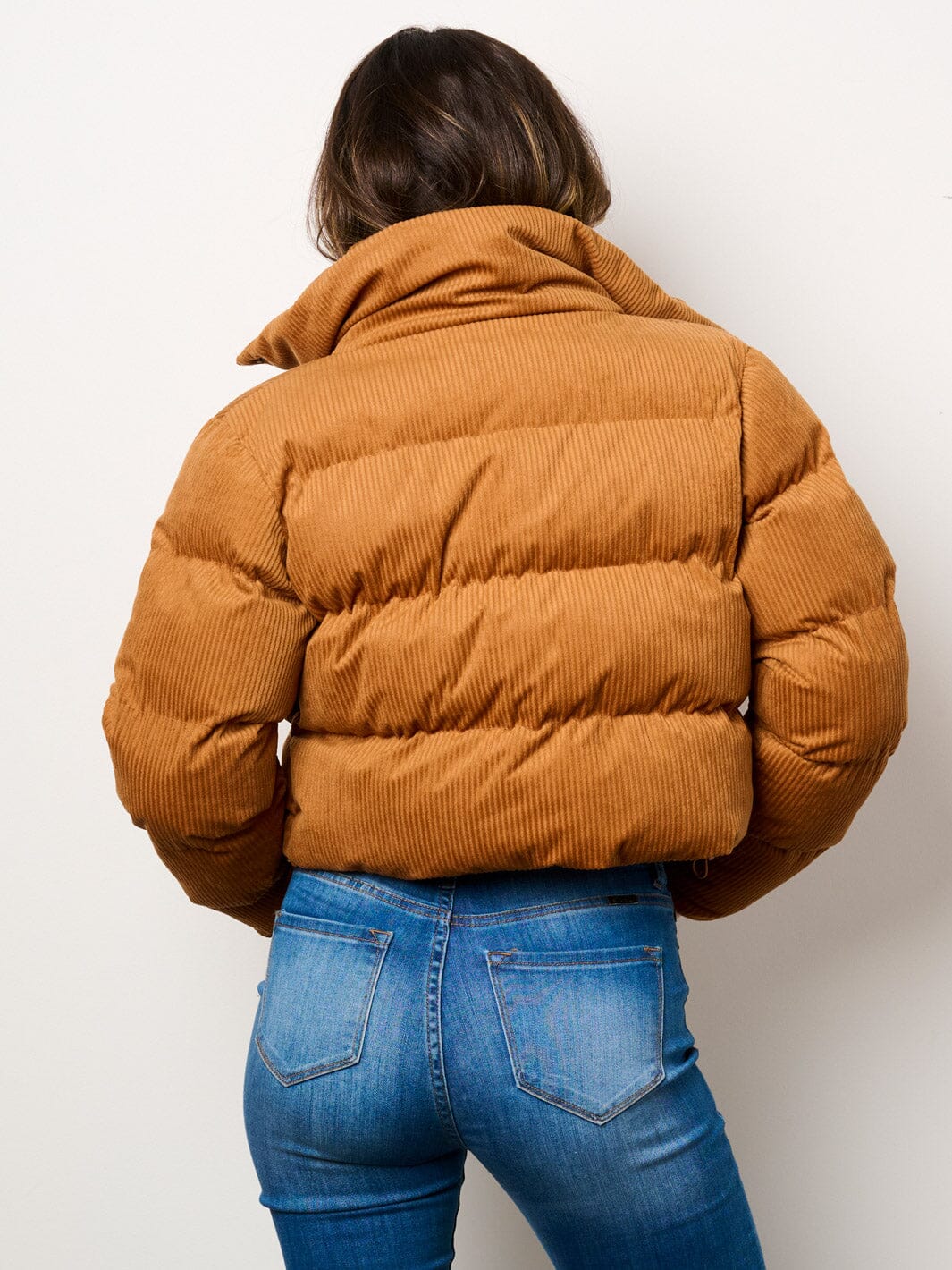 WOMEN'S LONG SLEEVE BUTTON CLOSURE POCKETS PUFFER JACKET