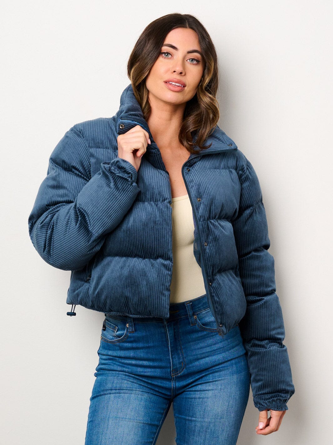 WOMEN'S LONG SLEEVE BUTTON CLOSURE POCKETS PUFFER JACKET