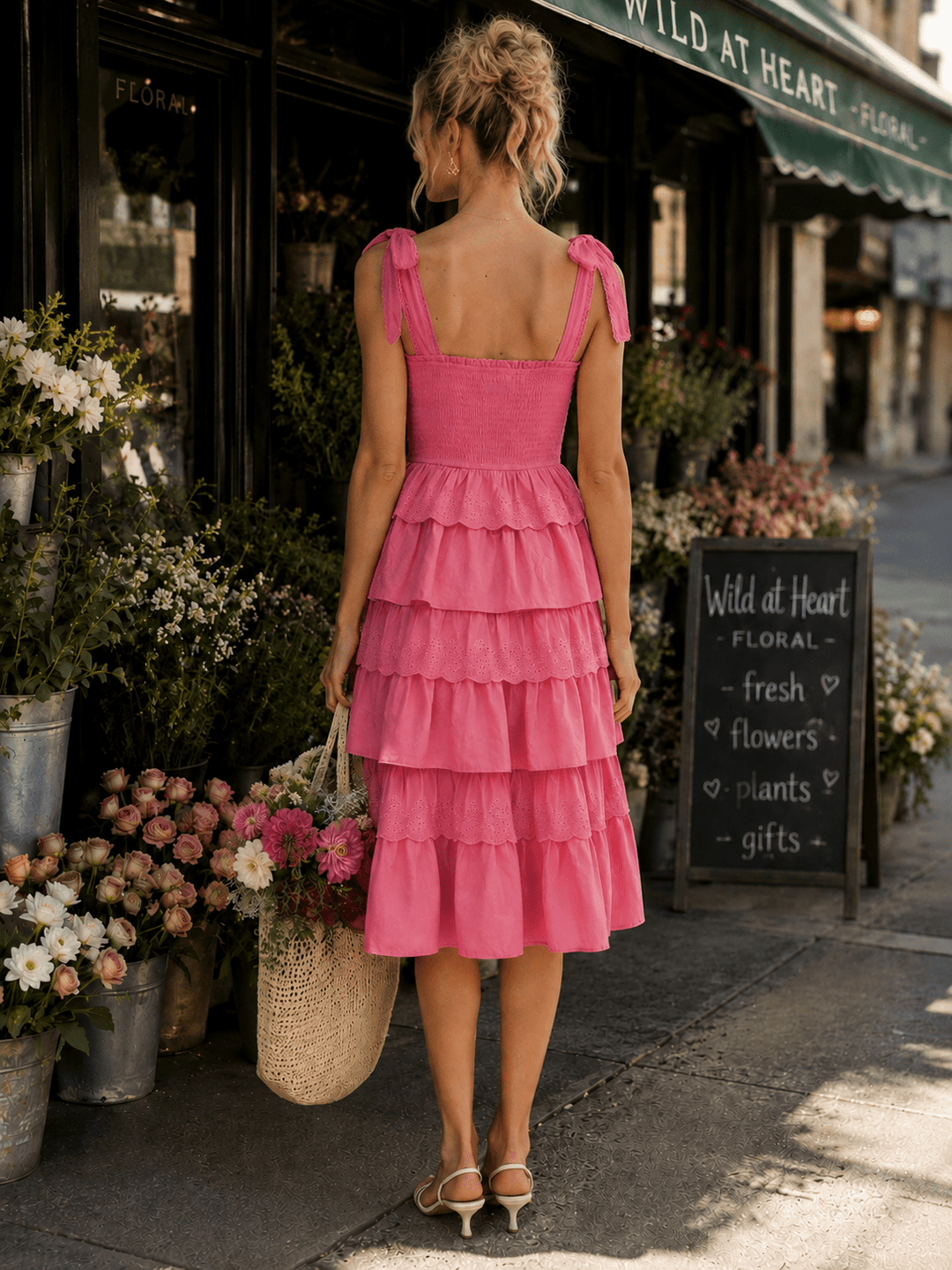 WOMEN'S SLEEVELESS SQUARE NECK SMOCK TIERED RUFFLE EYELET MIDI DRESS