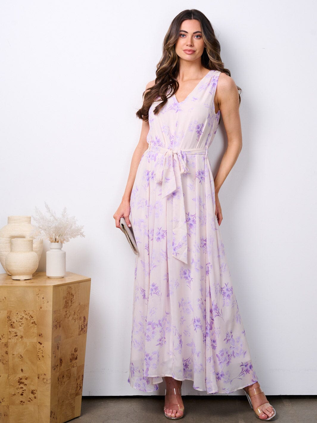 WOMEN'S SLEEVELESS V-NECK SELF TIE FLORAL MAXI DRESS