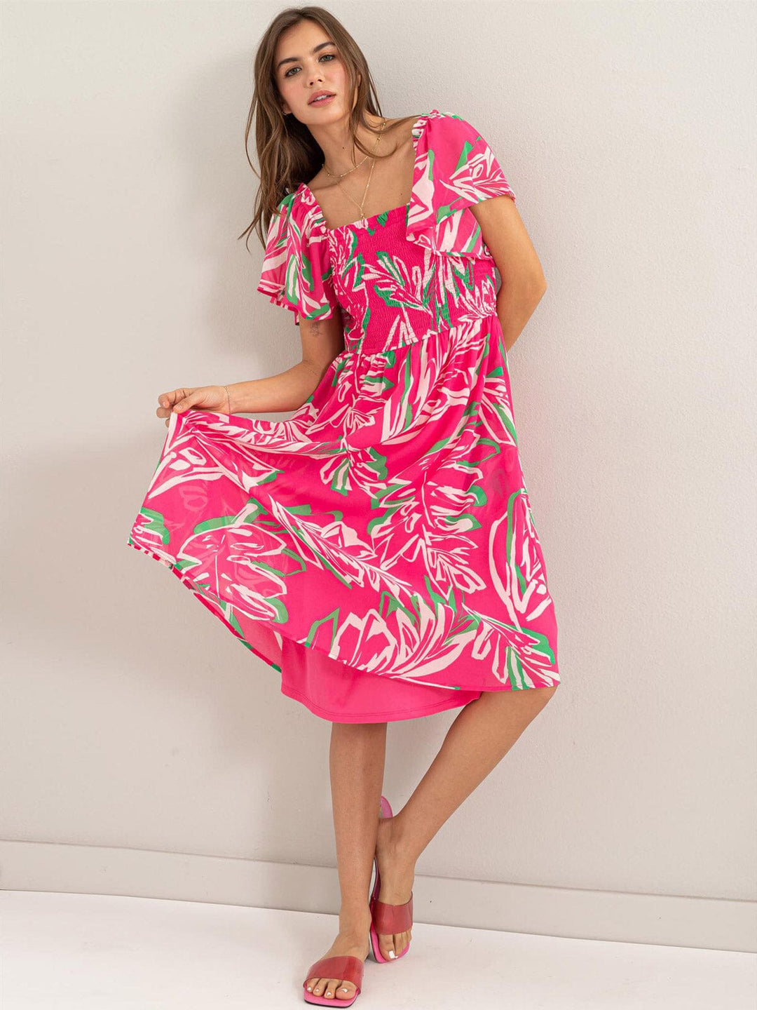 WOMEN'S SHORT SLEEVES SQUARE NECK SMOCK FLORAL MIDI DRESS