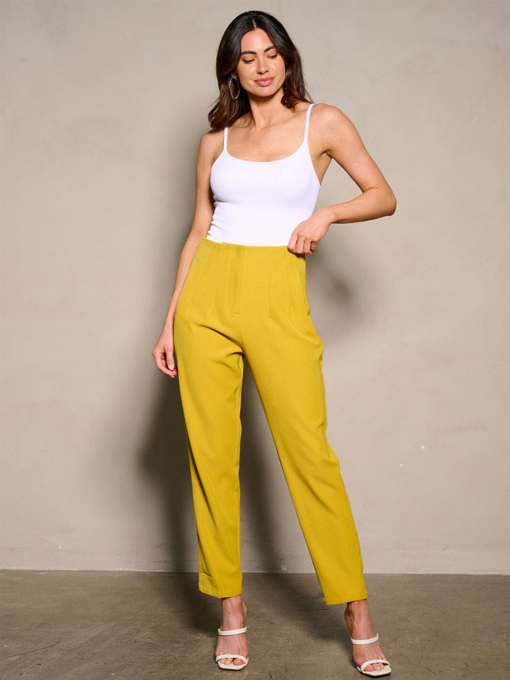WOMEN'S BUTTON CLOSURE POCKETS PLEATED PANTS