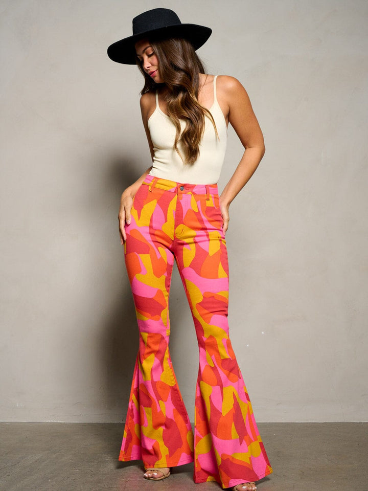 WOMEN'S BUTTON CLOSURE BELL LEGS MULTI PRINT DENIM PANTS