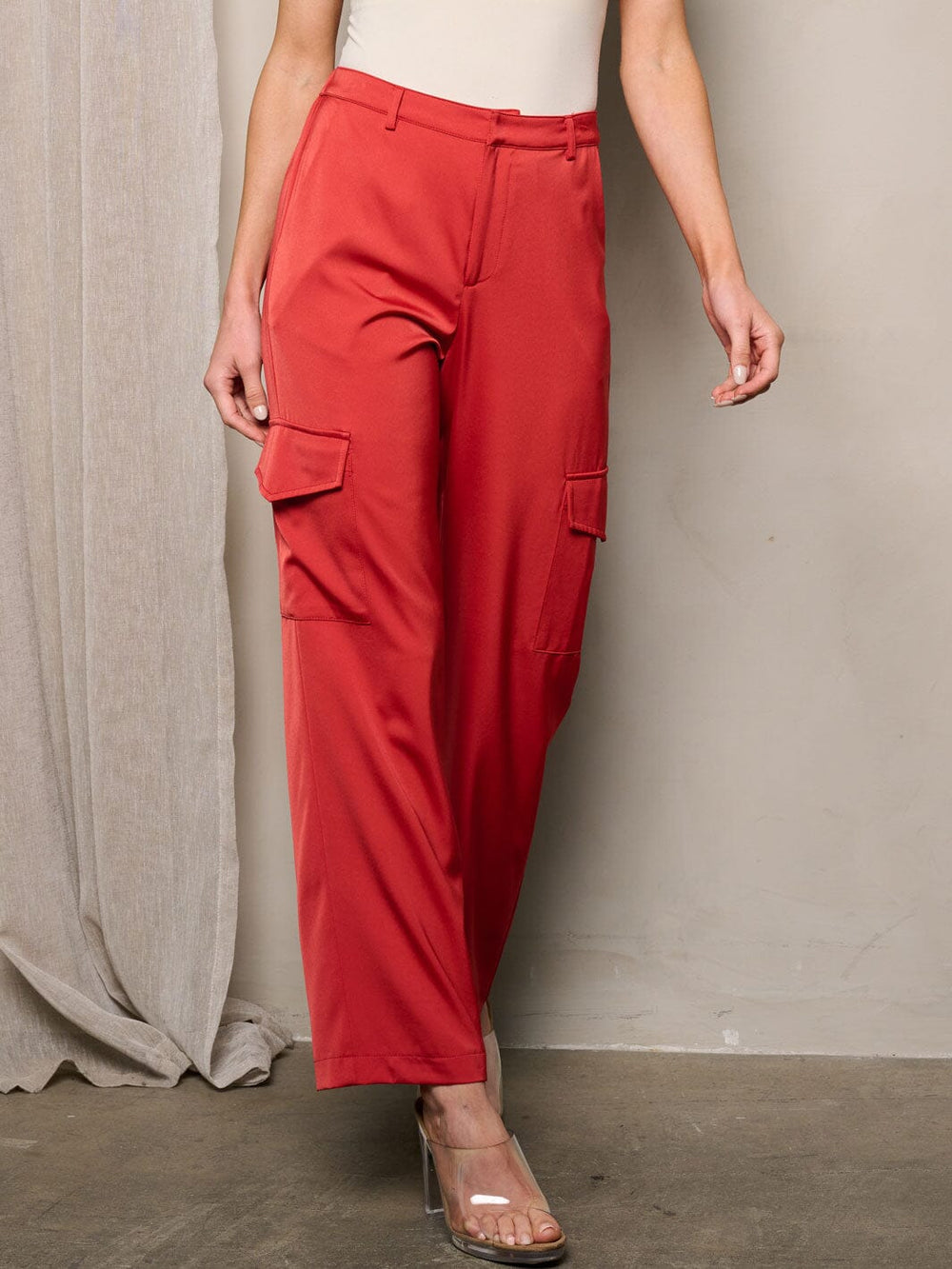 WOMEN'S BUTTON CLOSURE POCKETS STRAIGHT LEG PANTS