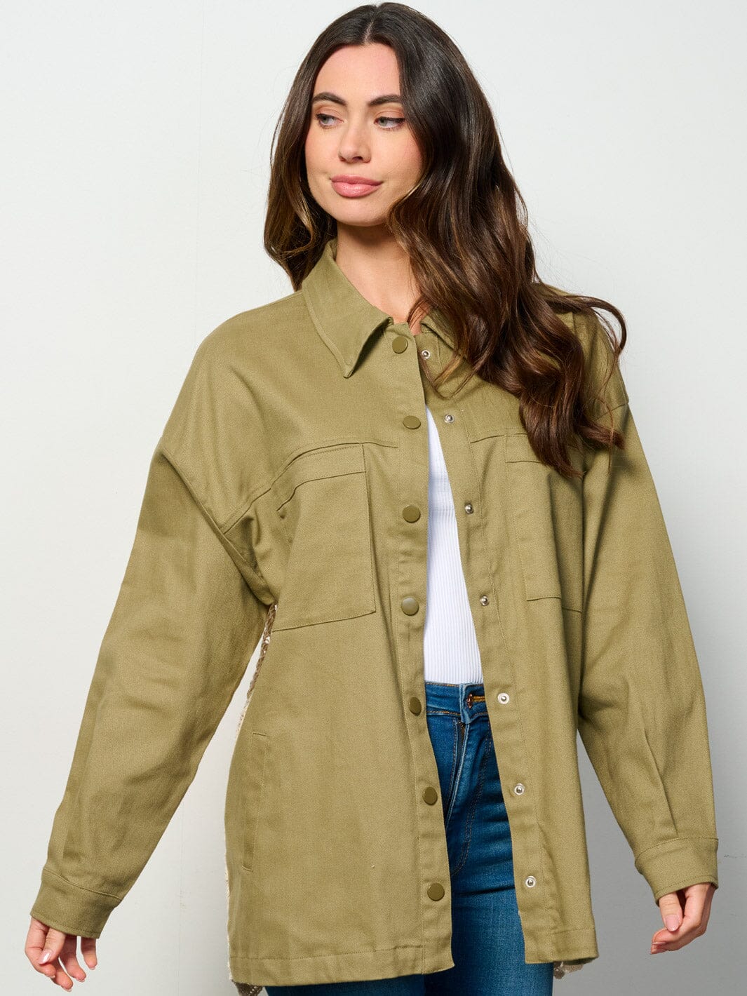 WOMEN'S LONG SLEEVE BUTTON UP BACK DETAILED DENIM OVERSIZED TOP