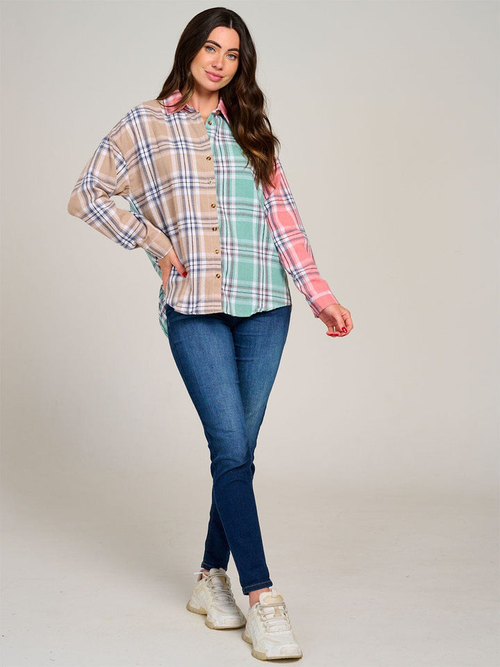 WOMEN'S LONG SLEEVE HIGH-LOW BUTTON UP COLORBLOCK PLAID SHIRT