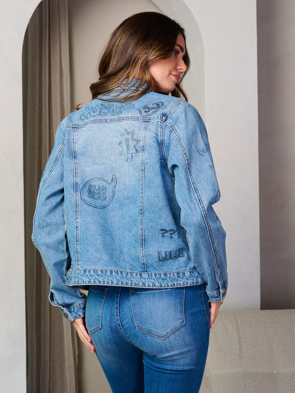 WOMEN'S LONG SLEEVE BUTTON UP GRAPHIC DENIM JACKET
